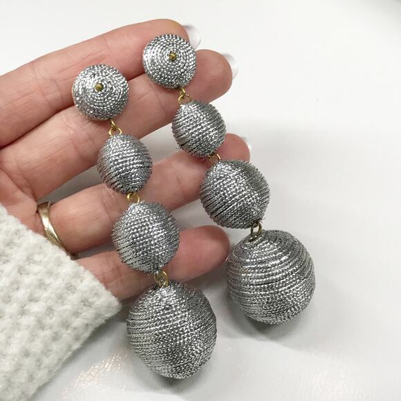 VTG Kenneth Jay Lane Metallic Thread Wrapped 3 Ball Drop Linear Earrings Runway - Picture 1 of 11